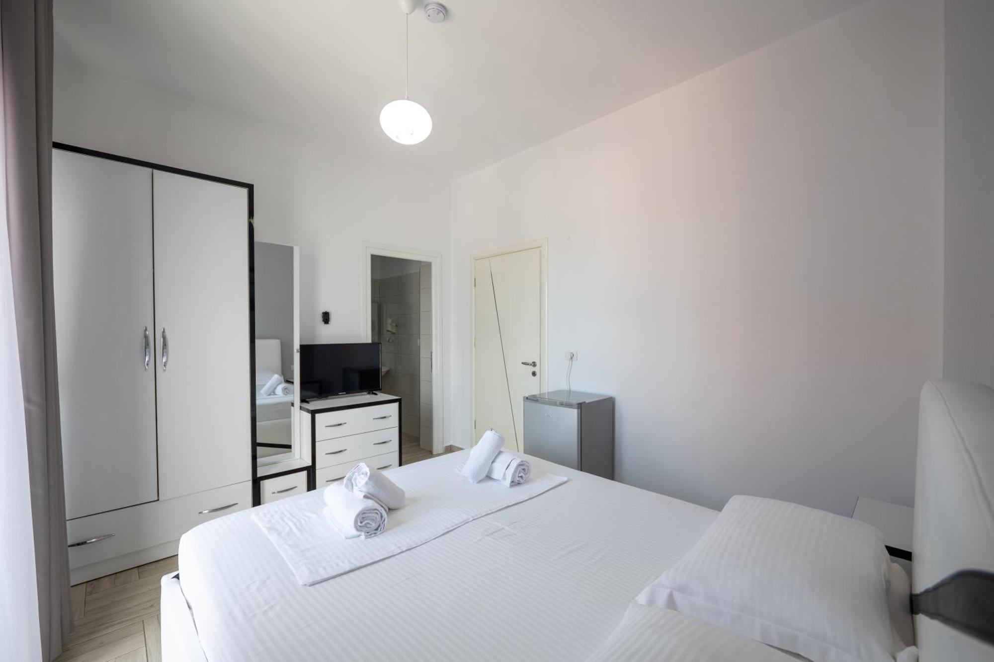 Hotel Artur2 คซามิล ภายนอก รูปภาพ