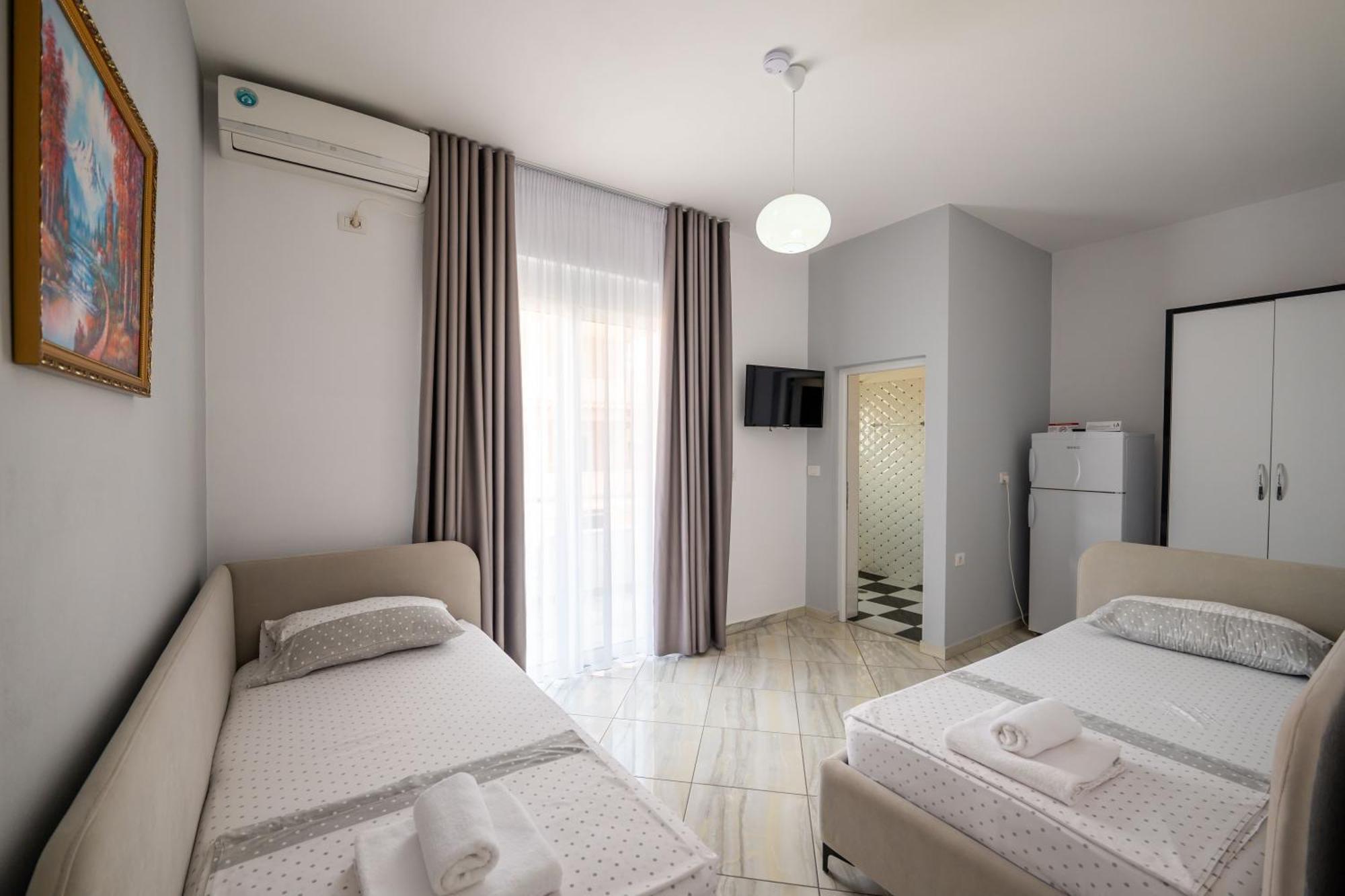 Hotel Artur2 คซามิล ภายนอก รูปภาพ