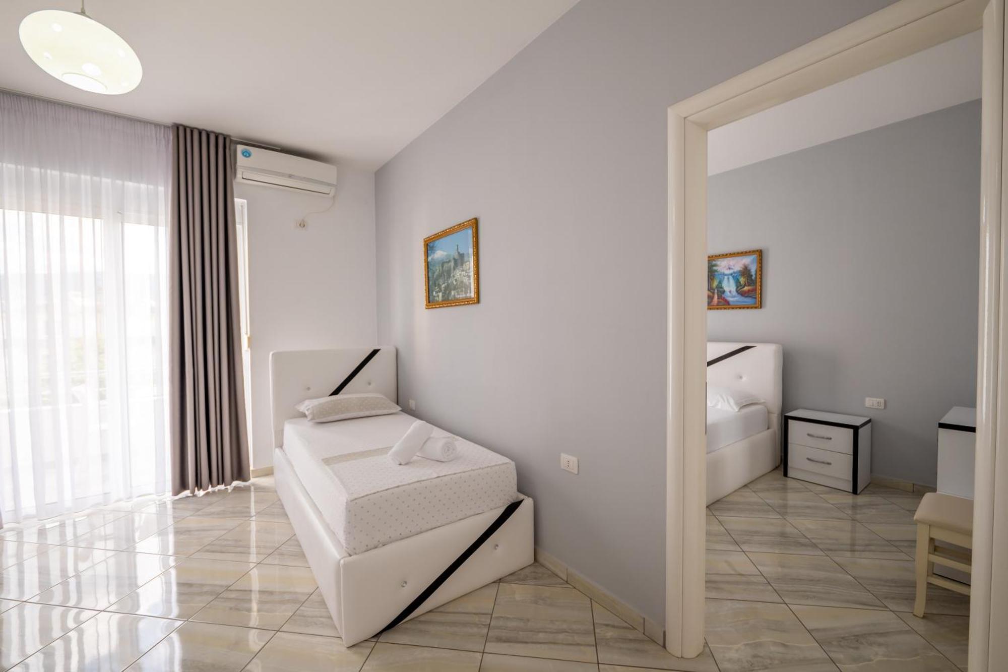 Hotel Artur2 คซามิล ภายนอก รูปภาพ